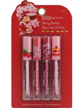 Celavi x Strawberry Shortcake Berry Sweet Glow Lip Oil Set - Pink